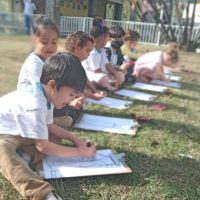 e-quem-disse-que-crianca-pequena-nao-pesquisa-